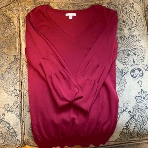 Abound sweater. V-neck